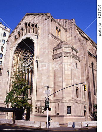 エマヌエル寺院 323714