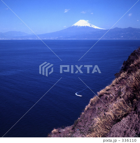 昭和の風景・駿河湾上の富士山　昭和50年 336110
