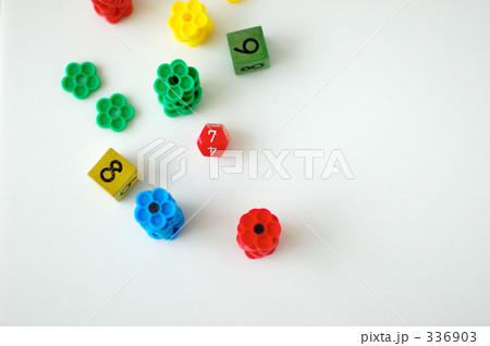 336903