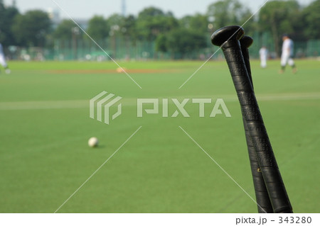 バットと球場 343280
