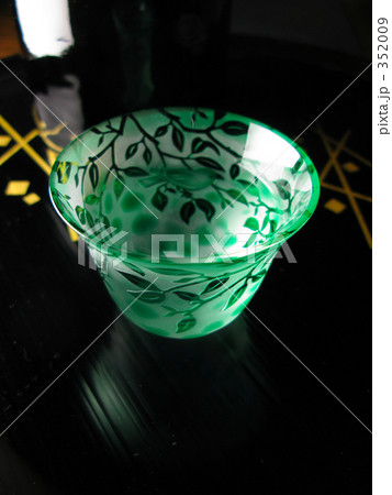 一献 一献 352009