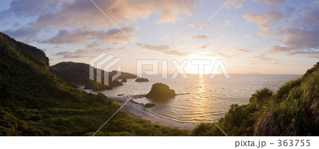 座間味の夕陽 363755