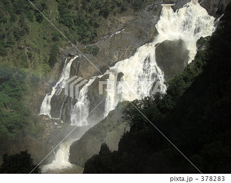 バロン滝に虹 378283