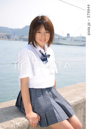 笑顔の女子高生 379944