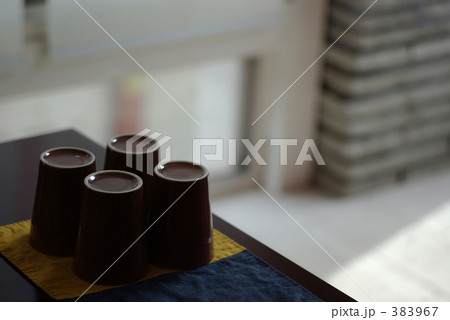茶色のコップ 茶色のコップ 383967