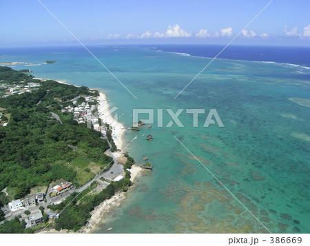 沖縄空撮　～本島南部の海 386669