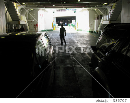 フェリーに乗って 386707