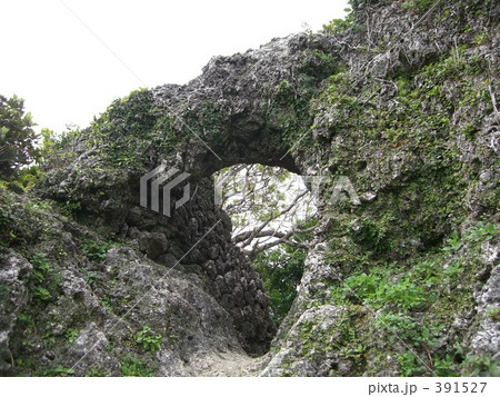 沖縄　玉城城　正門 391527