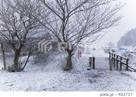 雪の中のクラインガルテン 雪の中のクラインガルテン 402737
