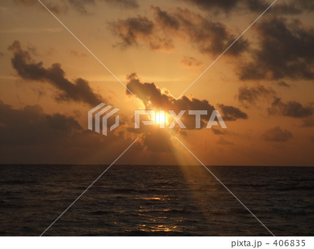 夕焼け　南国 406835