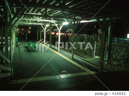 夜の谷汲駅 夜の谷汲駅 416032