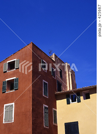 フランスのアパート 425667