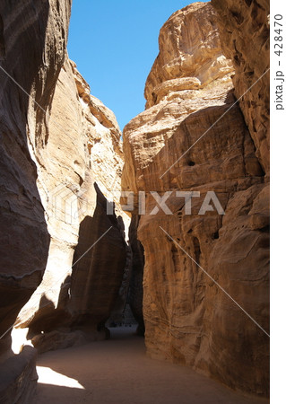 ペトラ遺跡のシーク ペトラ遺跡のシーク 428470