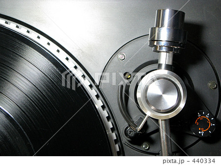 ターンテーブルとレコード 440334