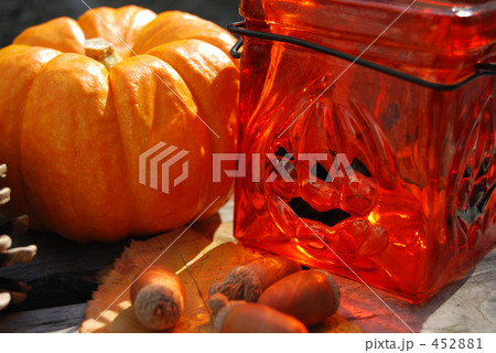カボチャとハロウィンキャンドルホルダー 452881