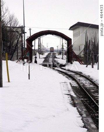 雪と線路 464435