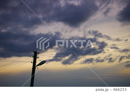 夕暮れの街角 466255