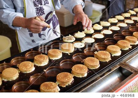 縁日の大判焼き 468968