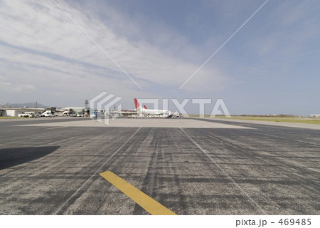 石垣空港 滑走路から 石垣空港 滑走路から 469485