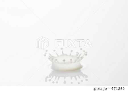471882