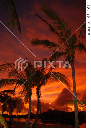 タヒチ ボラボラ島の夕日 タヒチ ボラボラ島の夕日 474161