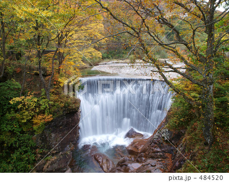 湯吹きの滝 484520