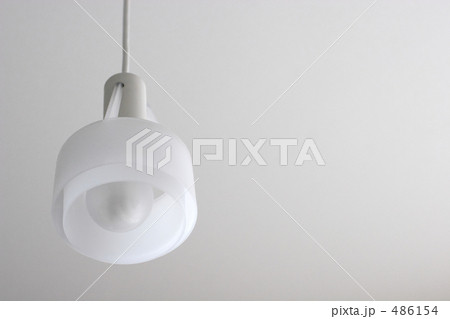 シンプルな照明器具 486154