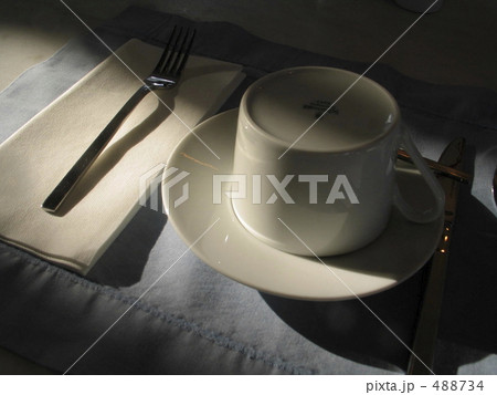 朝日とコーヒーカップ 488734