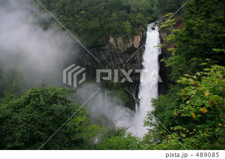 台風一過の華厳の滝 489085