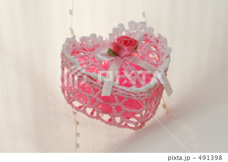 ピンクホワイト　ハートネット　２ 491398