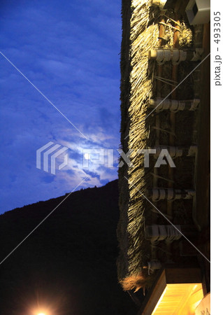 白川郷(屋根裏) 493305