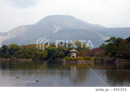 伊吹山を望む 493335