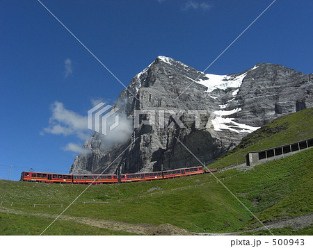 アルプスを行く登山電車 500943