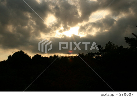 窓から見た空 530007