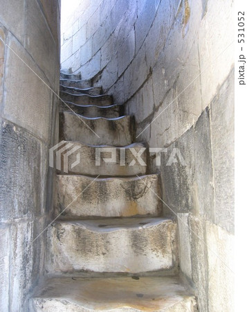 斜塔の頂上へ 531052