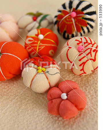 ちりめん細工の梅１ 533990