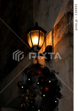 クリスマスの灯り クリスマスの灯り 536895