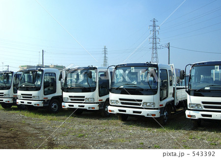 トラック置き場 543392