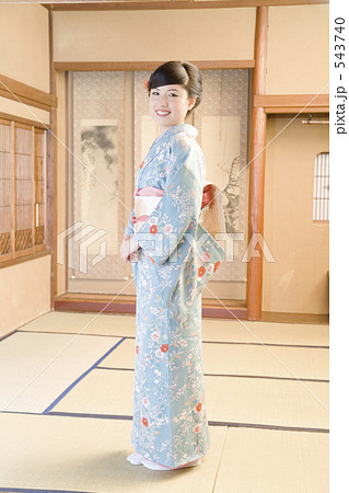 着物　女性 543740