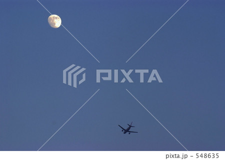月と飛行機 548635
