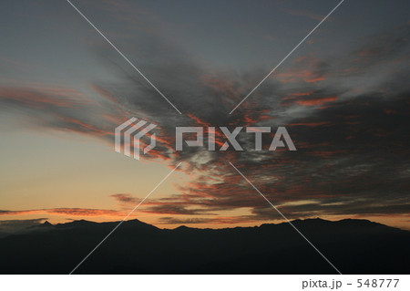 大峰山脈の夕焼け空 大峰山脈の夕焼け空 548777