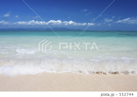 沖縄県黒島　西ノ浜 552744