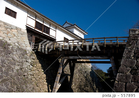 彦根城　天秤櫓と橋 557895