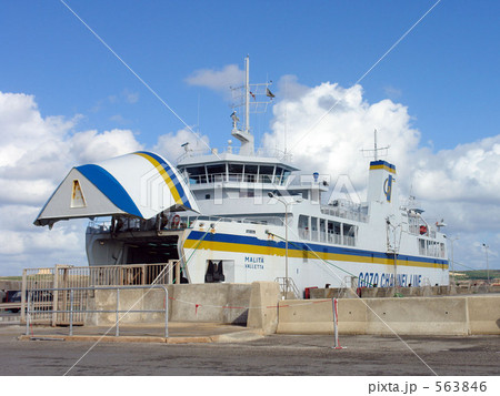 マルタ島とゴゾ島を結ぶフェリー 563846