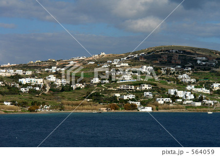 フェリーの上からエーゲ海の小島 フェリーの上からエーゲ海の小島 564059