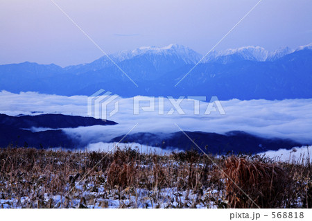 雲海と中央アルプス 568818