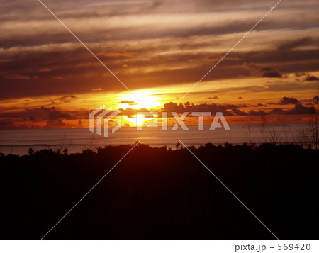 フィジーの夕焼け フィジーの夕焼け 569420