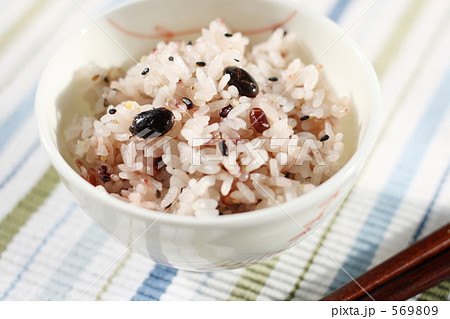 十六穀ごはん 569809