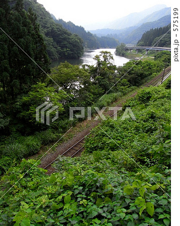 山間部の線路 575199