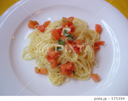 トマトの冷製カペッリーニ 575394